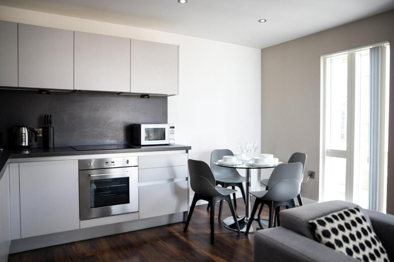 Onpoint Apartments - Spacious 2 Bedroom Apt - City Centre With Balcony Manchester Exterior foto