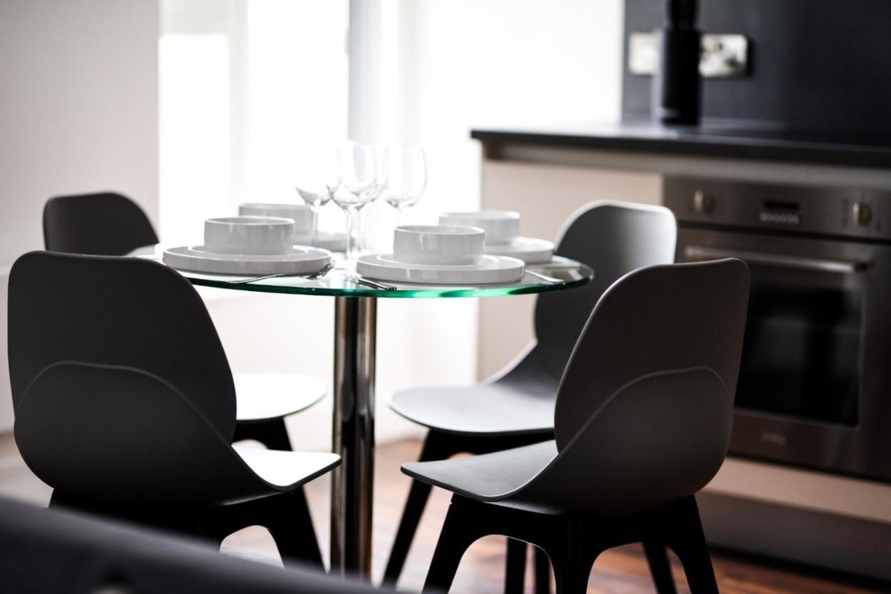 Onpoint Apartments - Spacious 2 Bedroom Apt - City Centre With Balcony Manchester Exterior foto